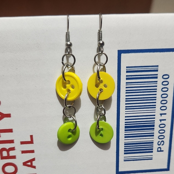 Button Earrings - Picture 5 of 5